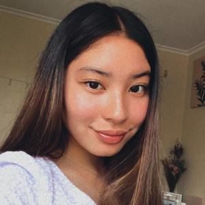 Meet your Posher, Julyana